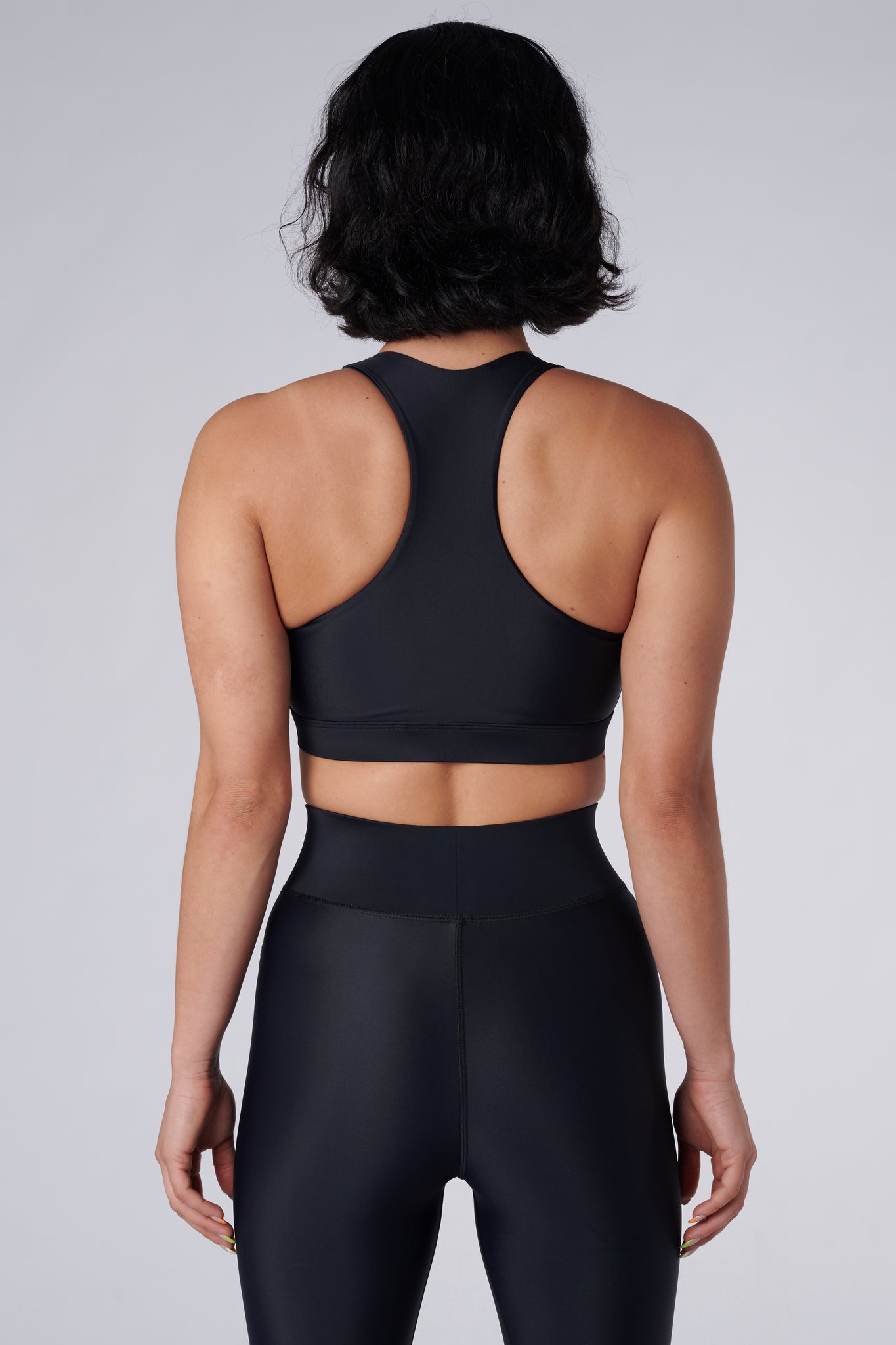 liv-sports-bra-black