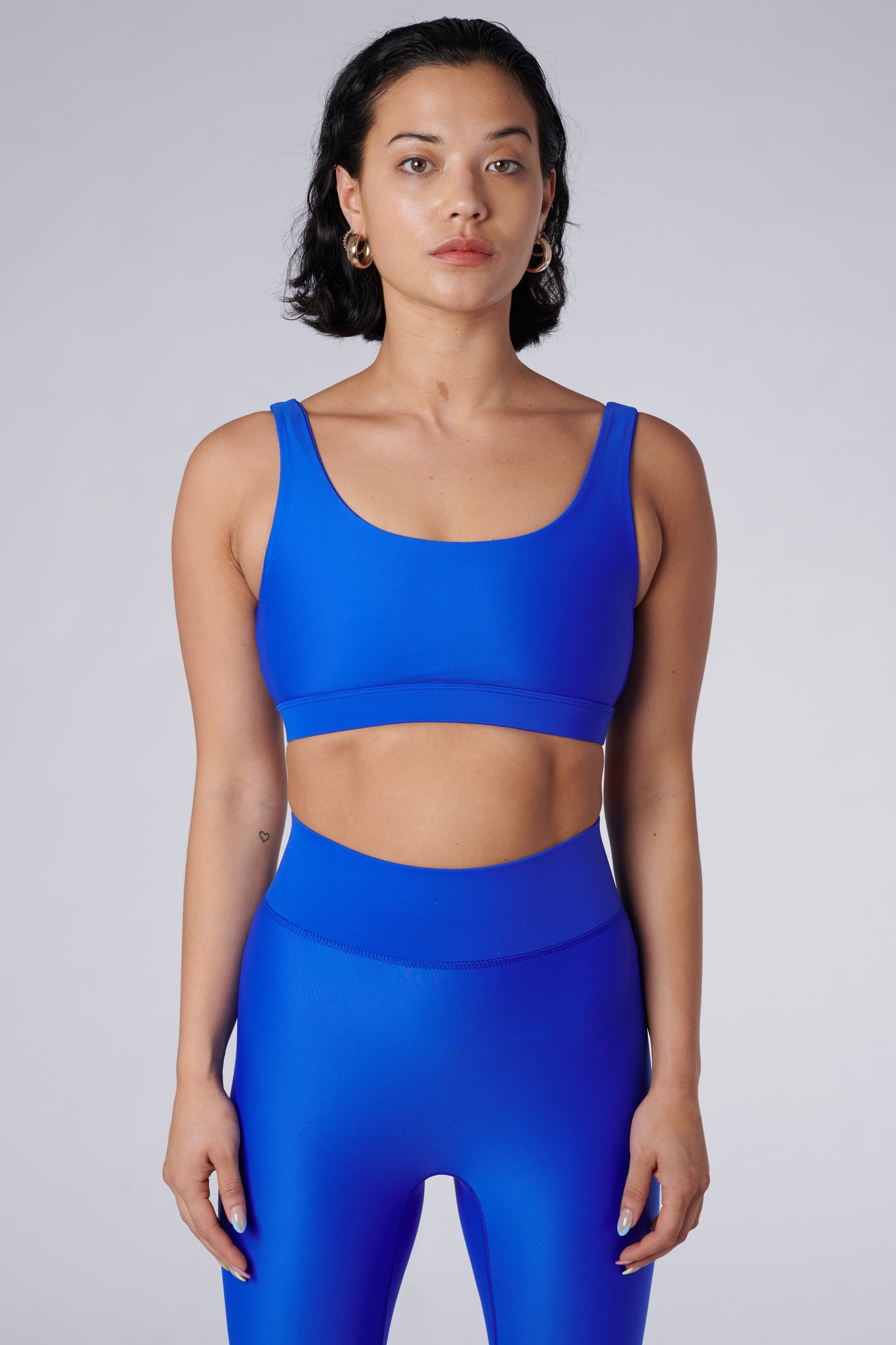 mera-sports-bra-lapis