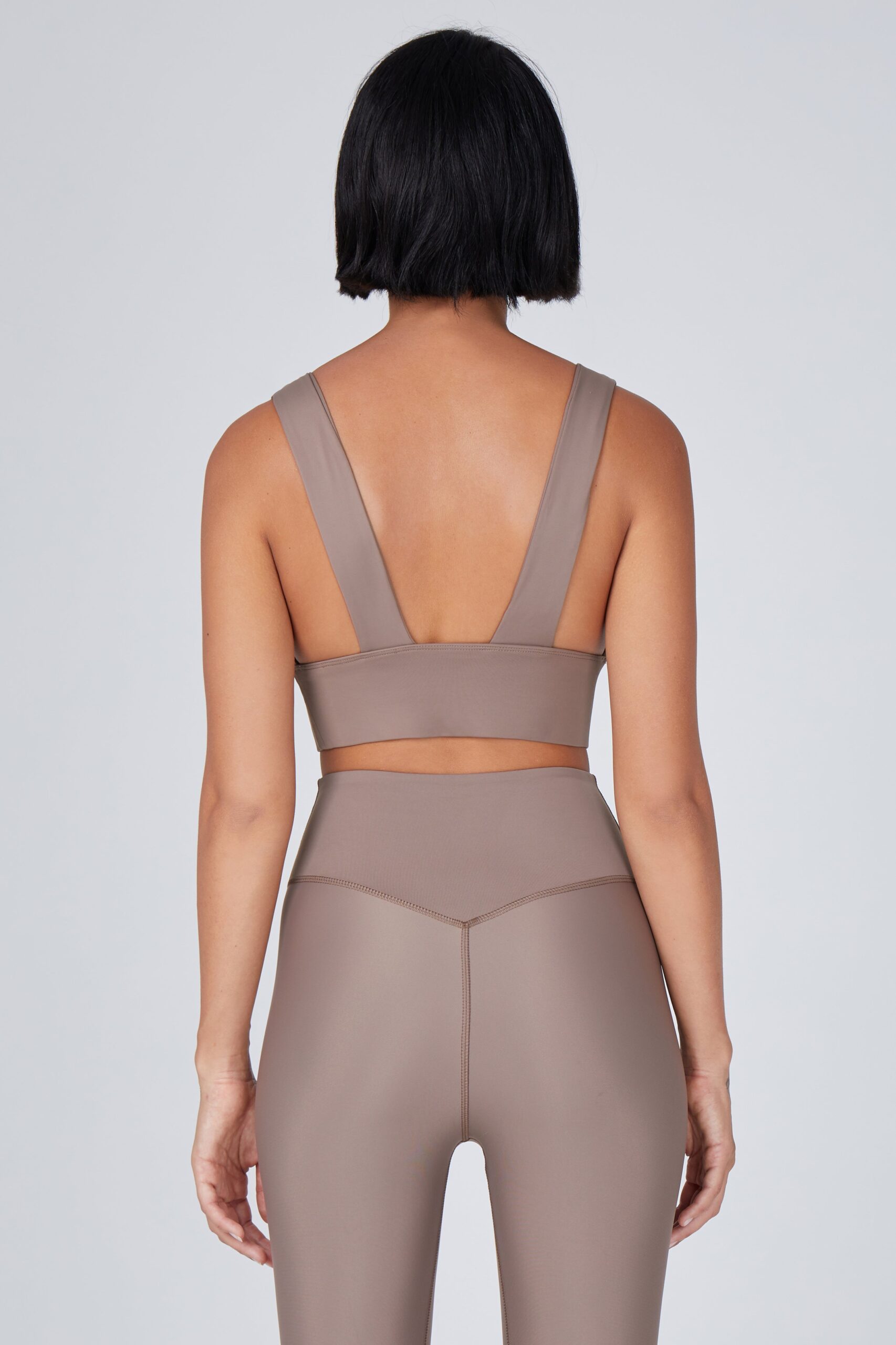 lykke-sports-bra-sand