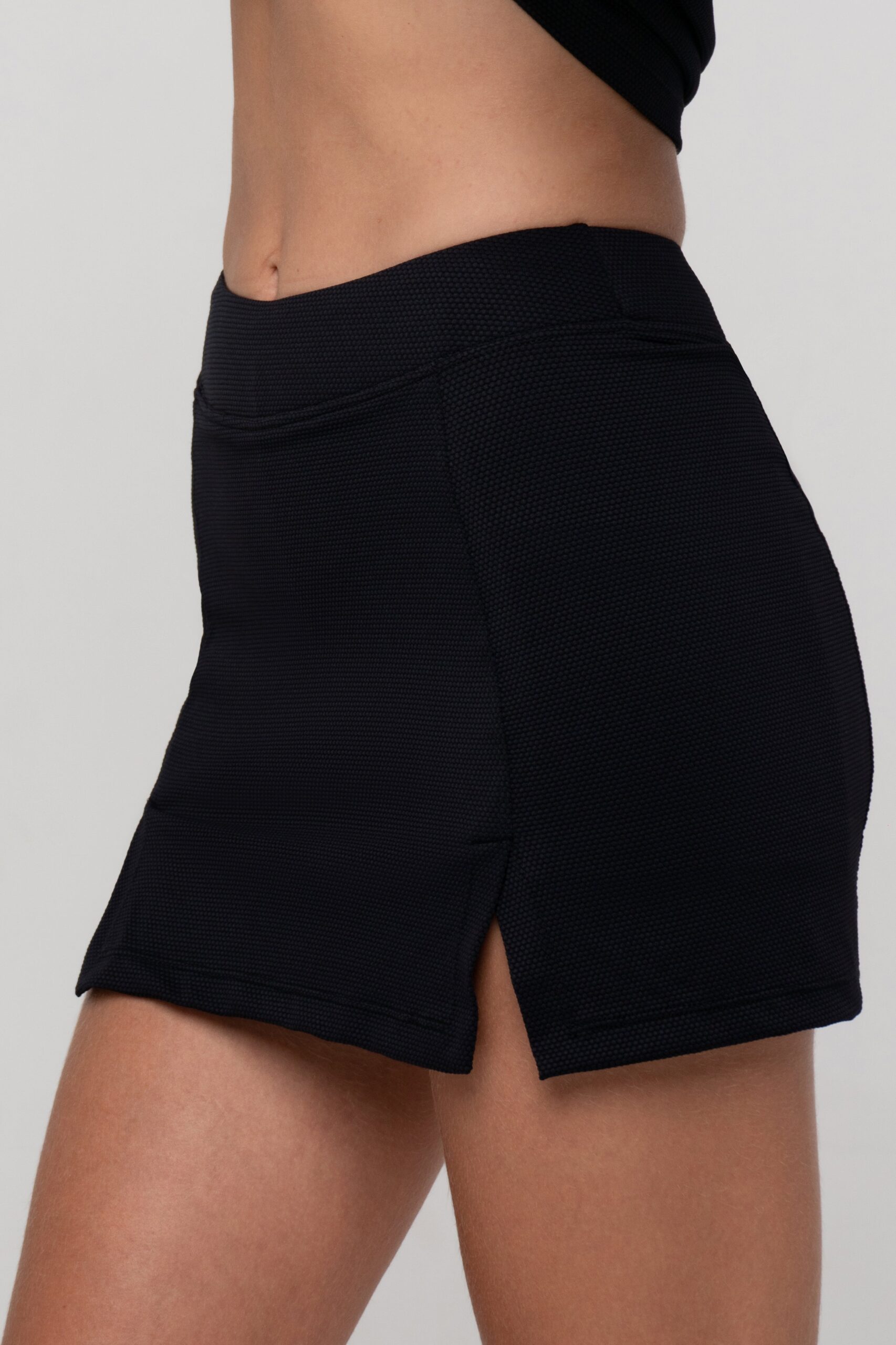 nilla-skirt-black