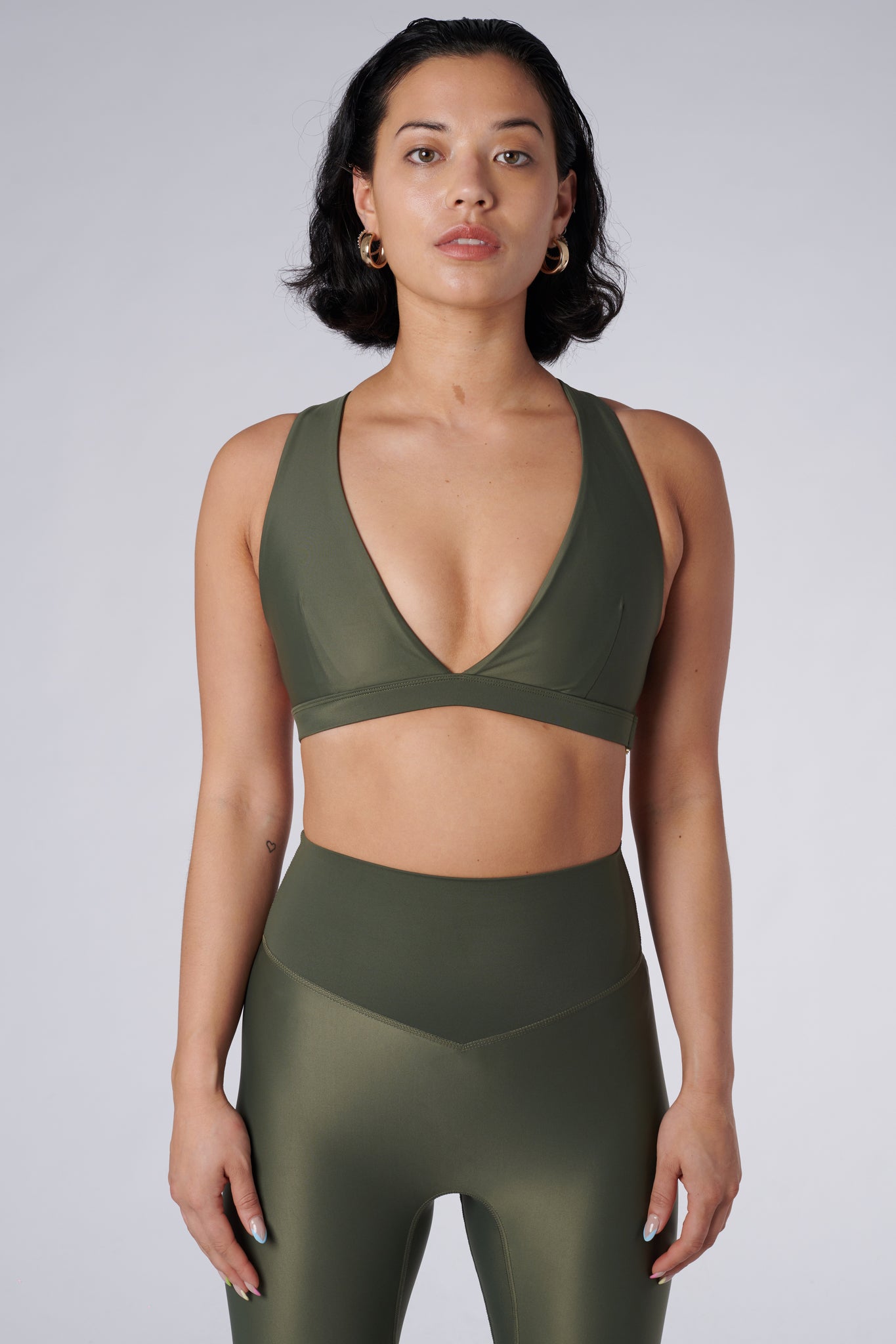 lilly-v-2-0-olive